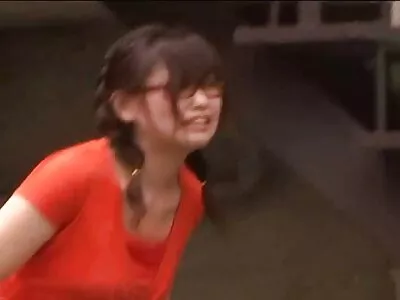 Lécher la chatte video porno viol gratuit de la fille