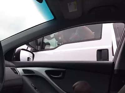 Je suce la bite pour de l'argent et je deviens un peu streaming video x gratuit plus riche