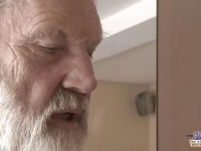 Qu'est-ce que tu vidéos de films x gratuits fais!? J'ai failli me noyer de folie ou quelque chose comme ça.