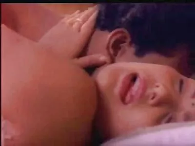 Je n'ai pas remarqué comment ma copine s'est transformée en prostituée video de film x gratuit domestique