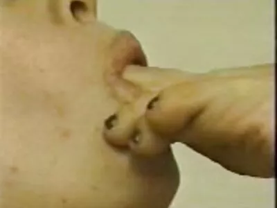 Je vois la jupe, videos x gays gratuites je vois le cul dans le string et je vois le chat