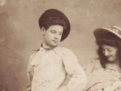 J'ai video gratuit x fait le petit déjeuner avec une grosse orange dans mon anus