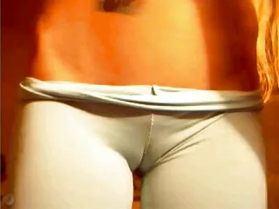 Milf plantureuse persuadée d'avoir des relations sexuelles dans la salle de videos xxx gratuit bain