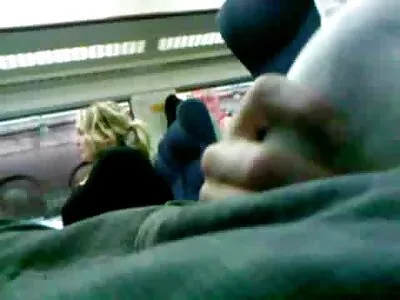 Surprenez le mari de x video gratuit ma sœur pendant qu'elle dort