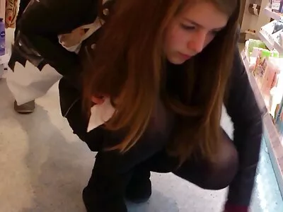 L'homme video film porno x a profité de mon impuissance.