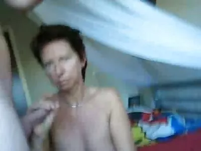 Une femme trompe son mari avec un inconnu pour video x femme mure de l'argent