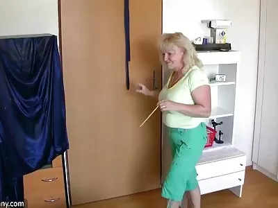 Sexe amateur au grenier video x gratuit en ligne