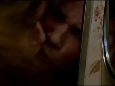 J'embrasse ma belle soeur dans video gratuite porno francaise la cuisine pendant qu'ils sont seuls à la maison