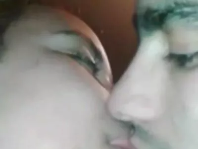 Belle se masturbe et film porno francais amateur a un orgasme