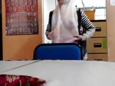 Nous sommes allés à un barbecue et l'idée de video gay x francais faire l'amour dans la forêt est venue.