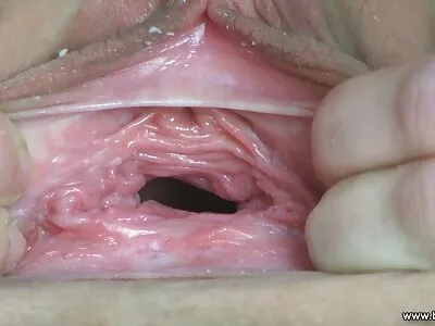 Belle étudiante à la video gratuit x maison réelle