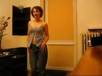 fille adore streaming film gratuit porno tordre son cul sexy et embrasser son demi-frère